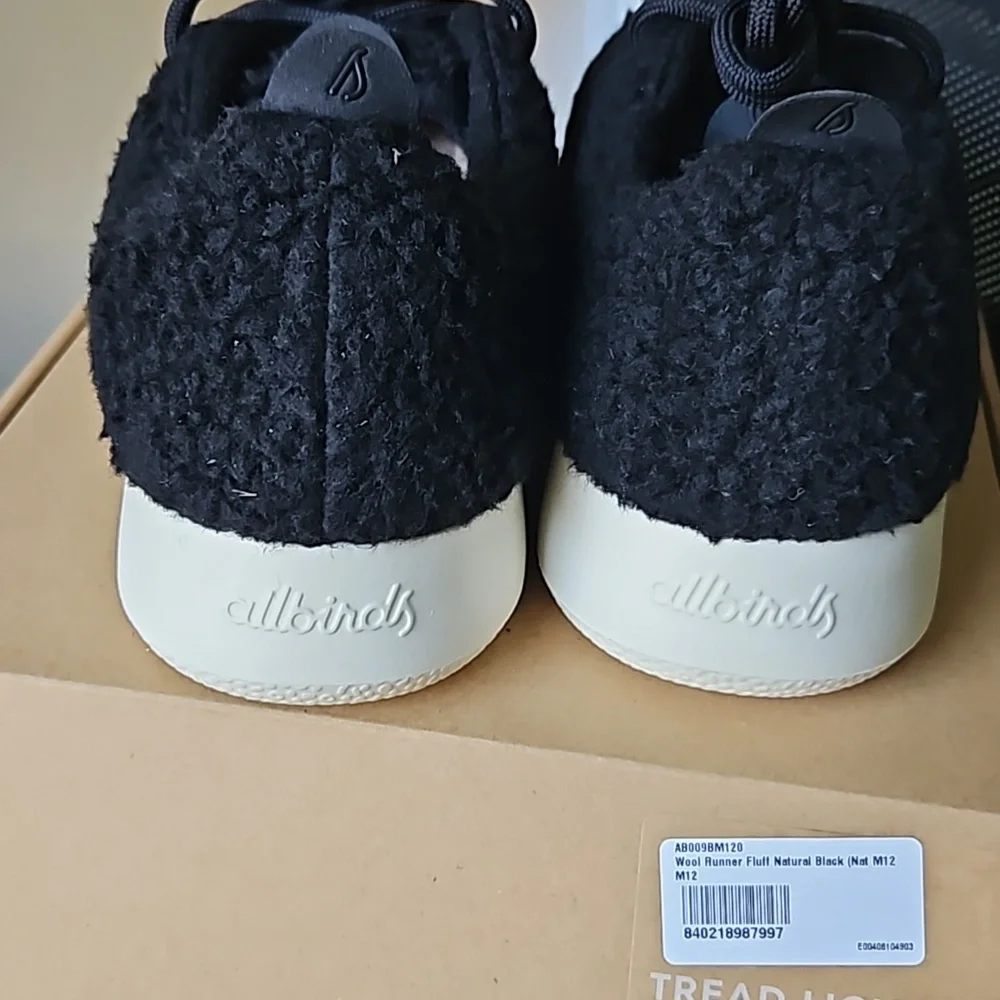 Allbirds,NIB, Mens 12,Wool Runner Fluff Natural Black